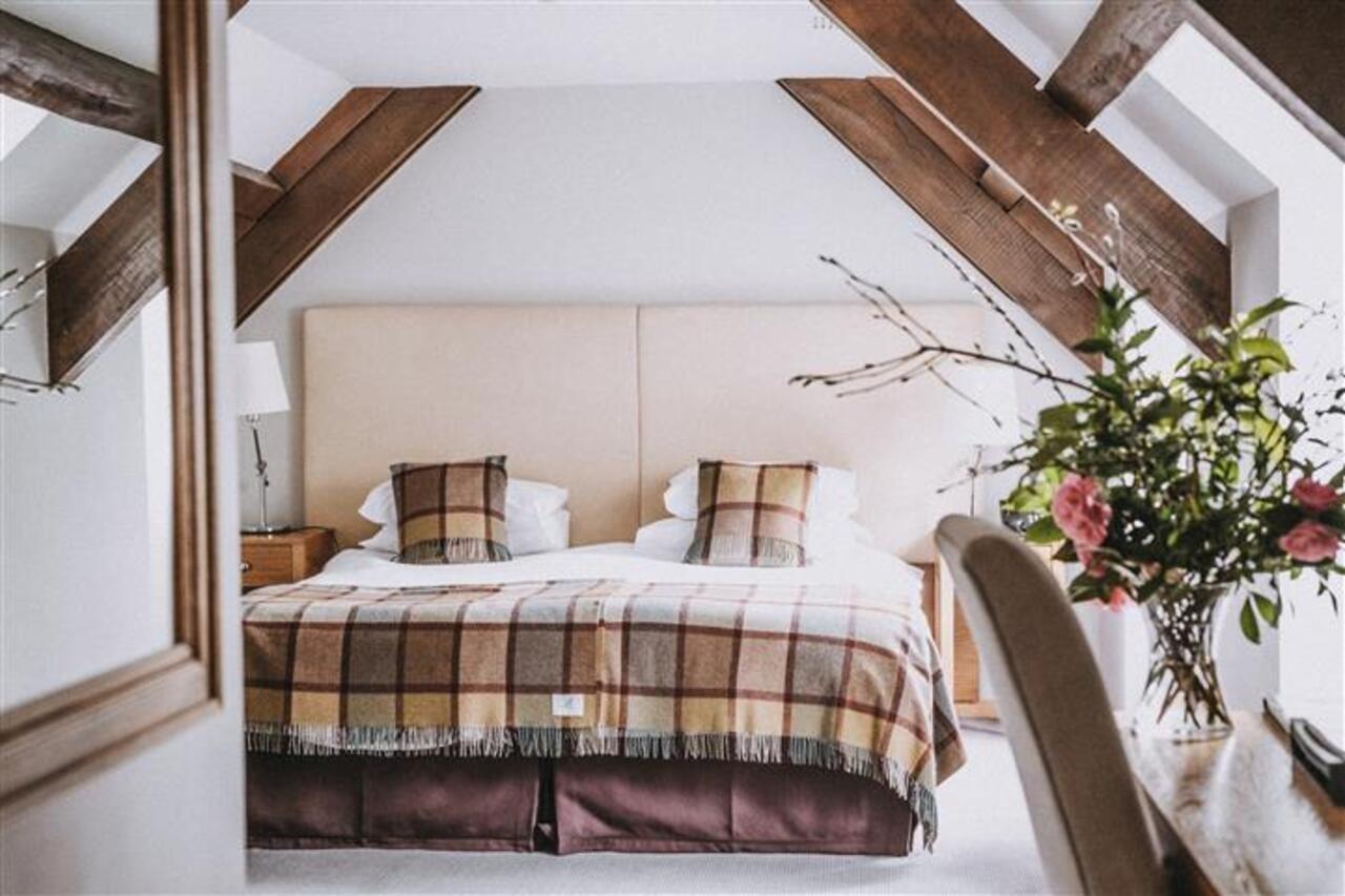 Dartington Hall 4*